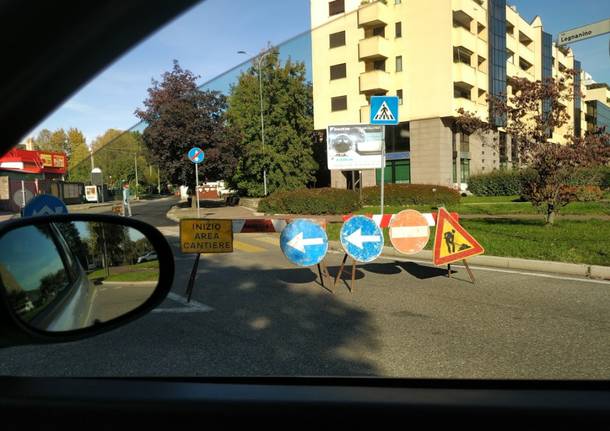 Lavori in corso a Saronno, traffico e viabilità modificata: aperto anche il cantiere di via Miola