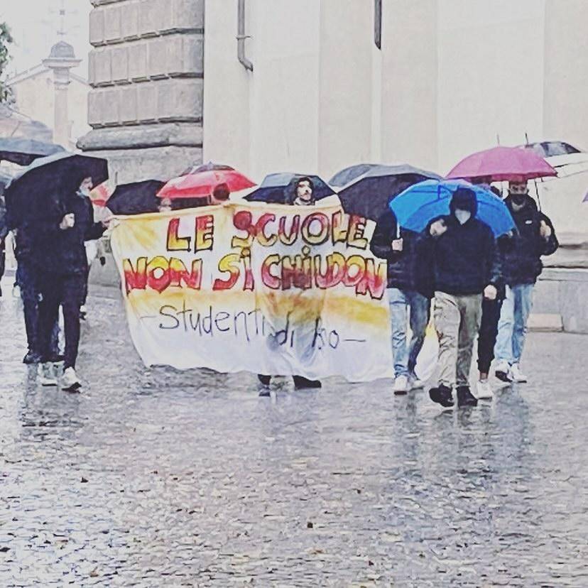 Manifestazione studenti Rho