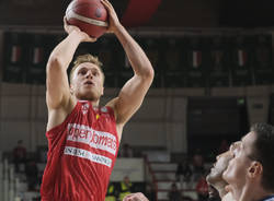 Openjobmetis Varese - Acqua San Bernardo Cantù 80-90