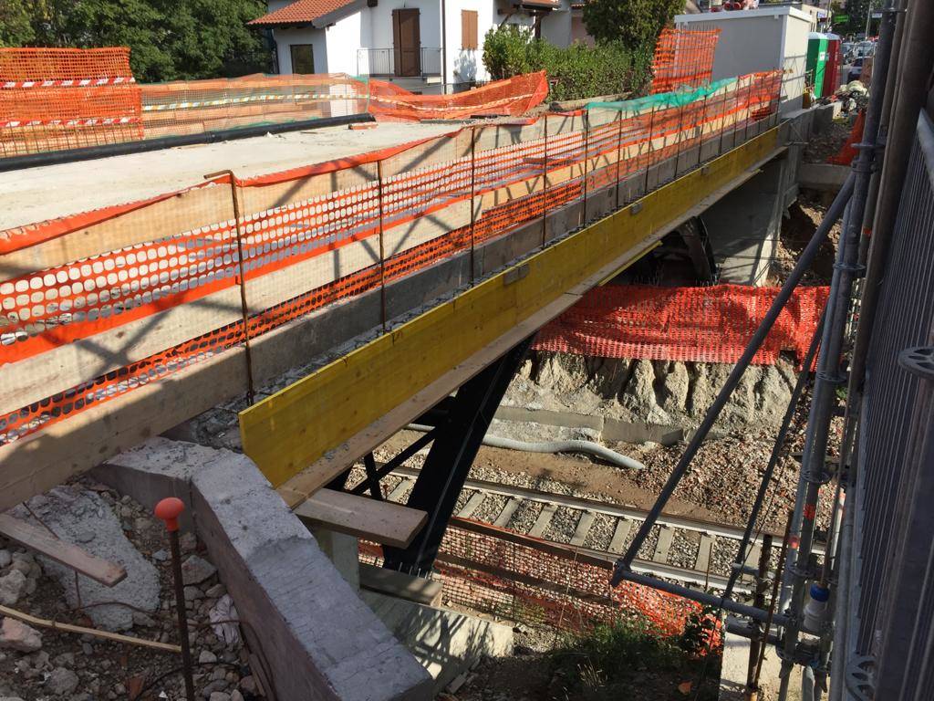 ponte di via giordani