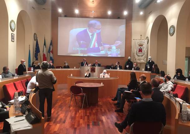 Saronno consiglio comunale