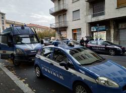 Saronno, il Collettivo Adespota protesta contro sgomberi e coprifuoco