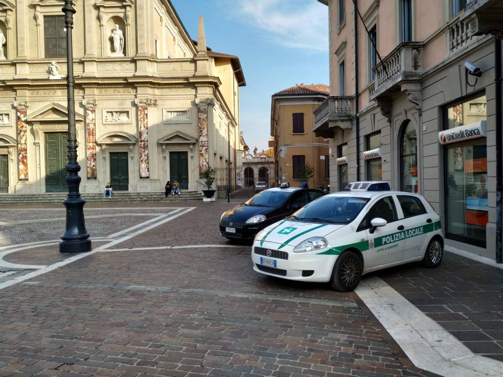 Saronno, piazza vuota per la manifestazione contro il Governo