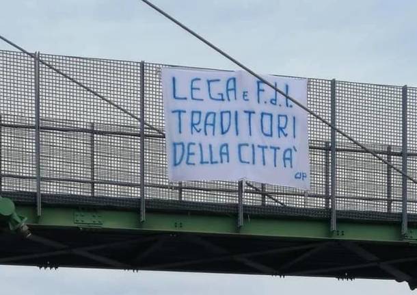 striscione ultras pro patria 