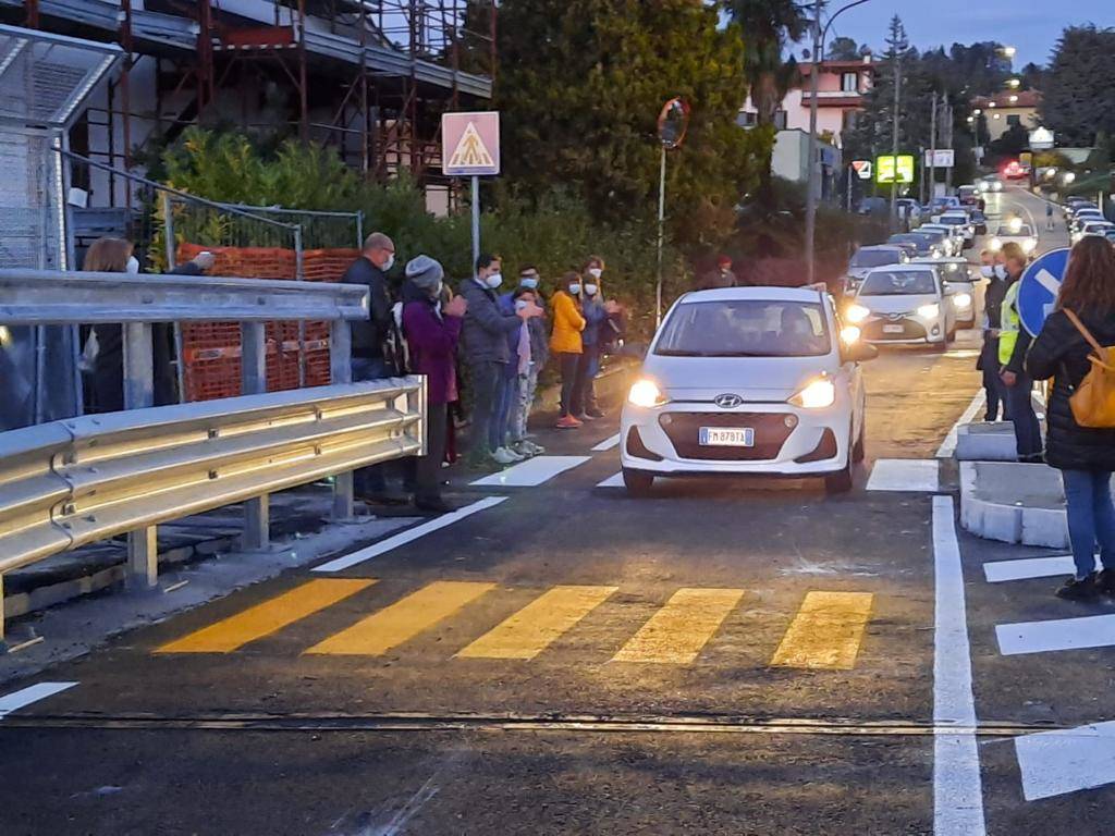 Varese - Riaperto il ponte di via Giordani