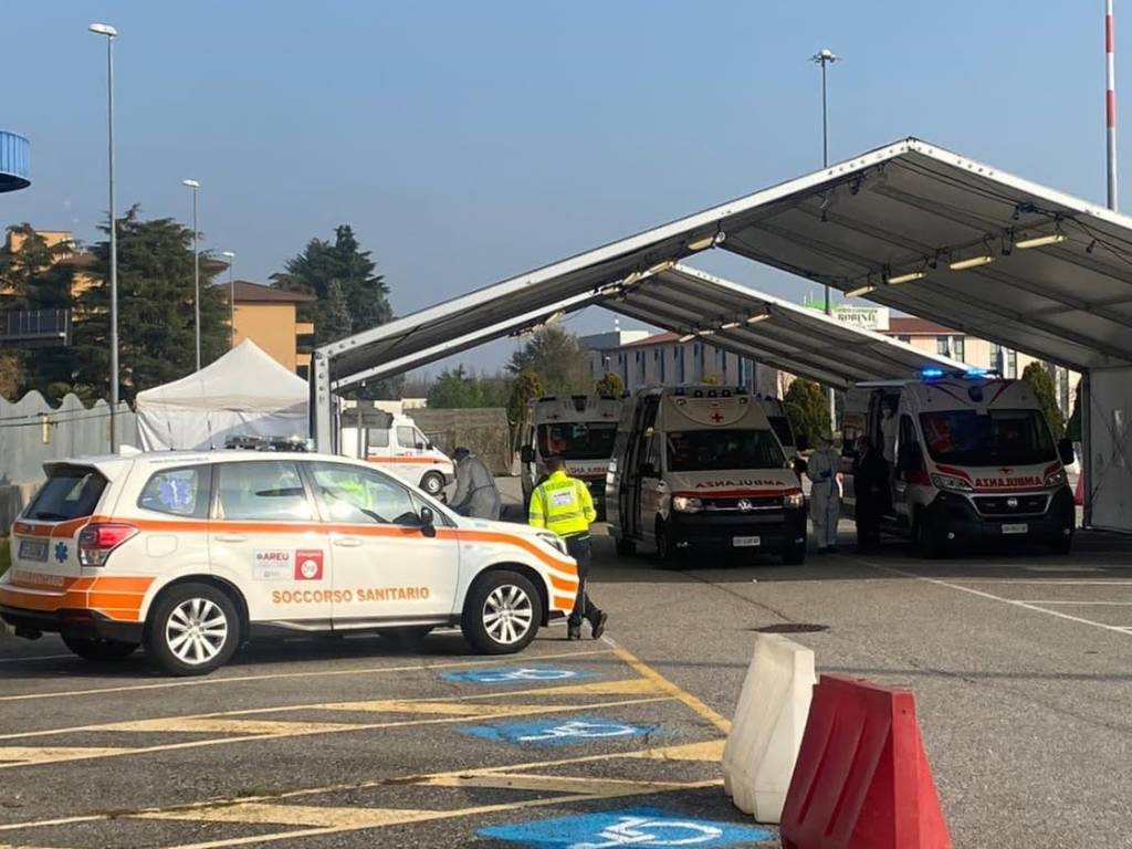 Check point esercito e Areu per pazienti con sintomatologie respiratorie