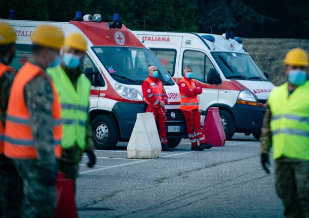 Check point esercito e Areu per pazienti con sintomatologie respiratorie