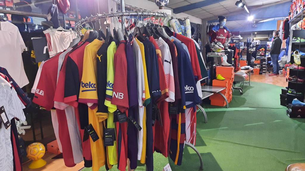 Chiude Pianeta Calcio a Varese