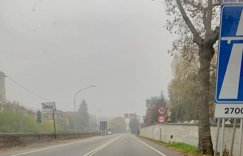 Il cantiere all'uscita dell'autostrada A8 di Varese