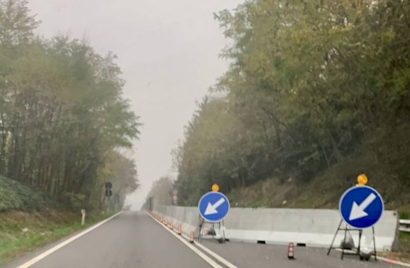 Il cantiere all'uscita dell'autostrada A8 di Varese