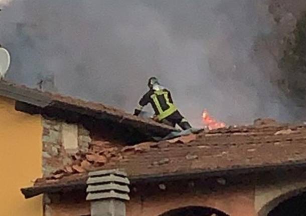 Incendio a Cugliate Fabiasco