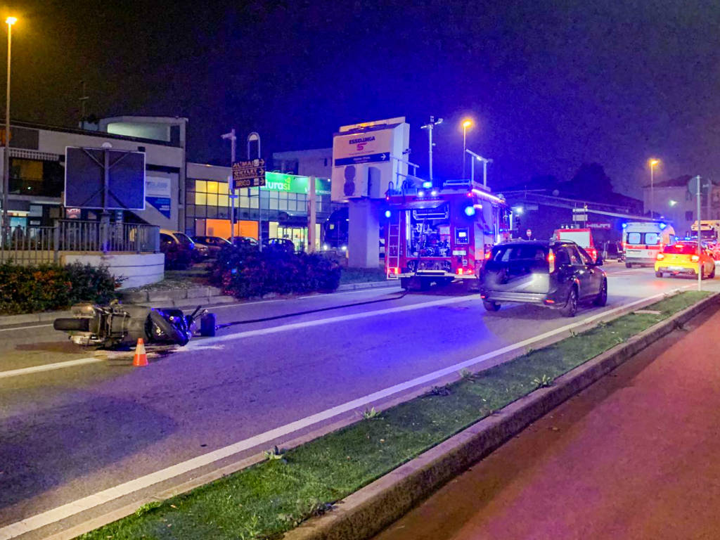 incidente scontro auto moto olgiate olona