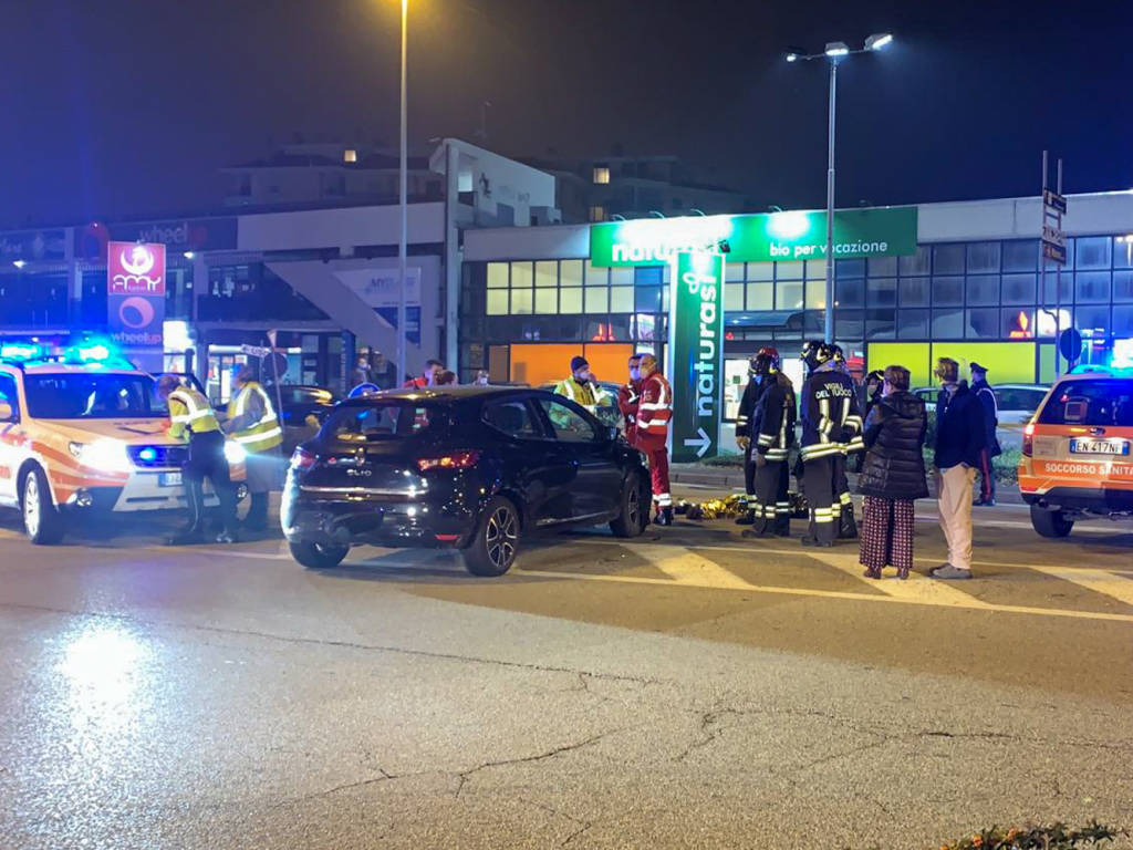 incidente scontro auto moto olgiate olona