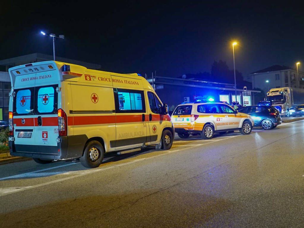 Incidente tra un'auto e una moto a Olgiate Olona