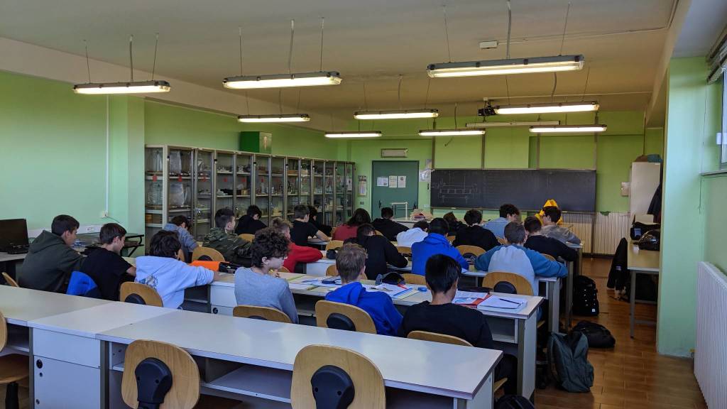 Isis Keynes: la scuola