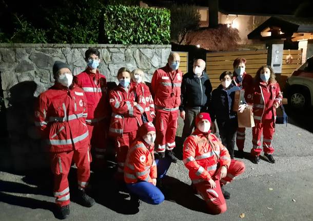 La cena d'autunno a domicilio della Croce rossa di Varese