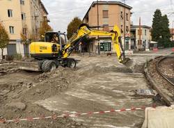 Limbiate, via ai lavori alla rotonda di piazza Cinque Giornate