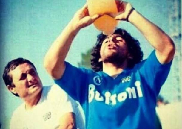 maradona carmando