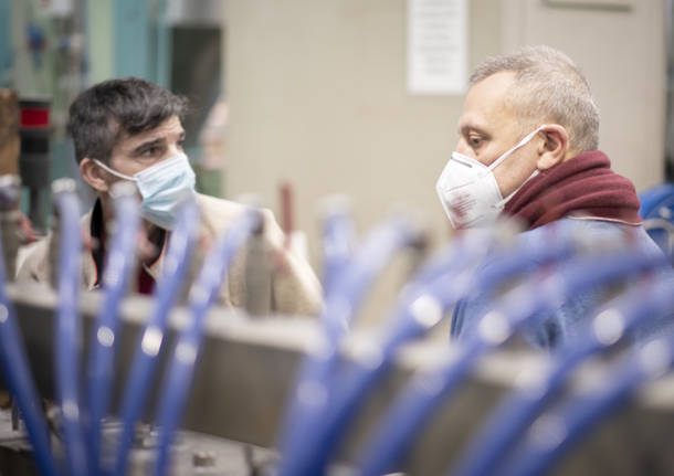 mebra plastik busto arsizio lavoro mascherine