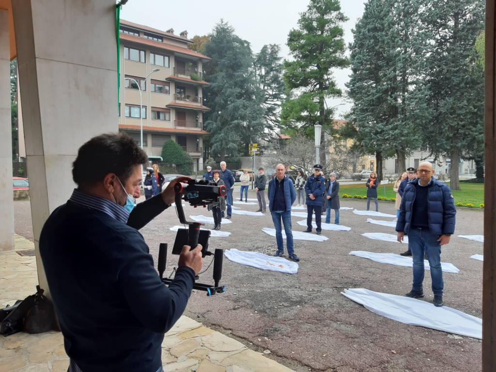 Riprese per lo spot sulla sicurezza stradale a Parabiago