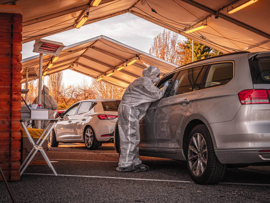 tamponi caserma ugo mara solbiate olona