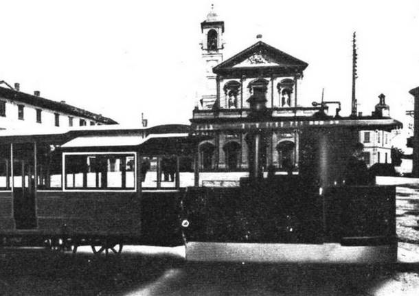 Il tram a vapore a Saronno