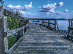 Un ponte verso il cielo. Gavirate foto di Nadia Rossi