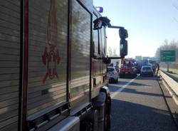 Camion ribaltato sulla A9, traffico in tilt tra Lomazzo e Fino Mornasco