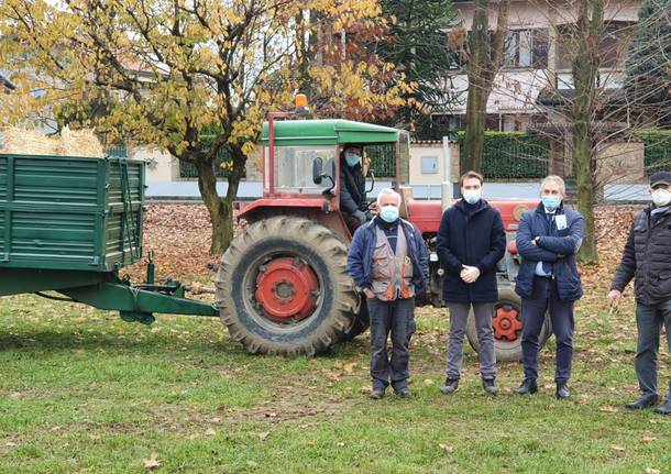 circo bloccato dal covid a cerro, associazioni e agricoltori corrono in aiuto