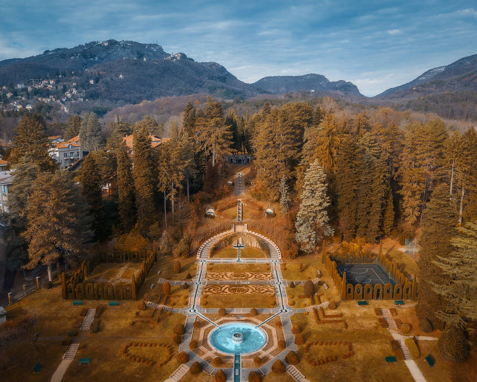 colpo d'occhio alternativo su Villa Toeplitz - foto di  Matteo Rosolen
