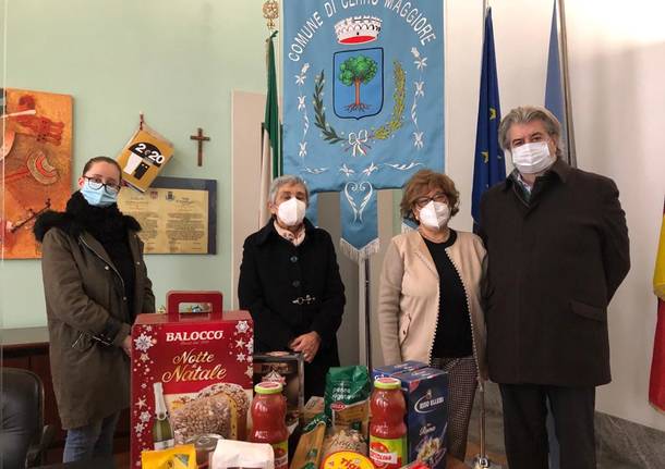 donazione pacchi alimentari cerro maggiore