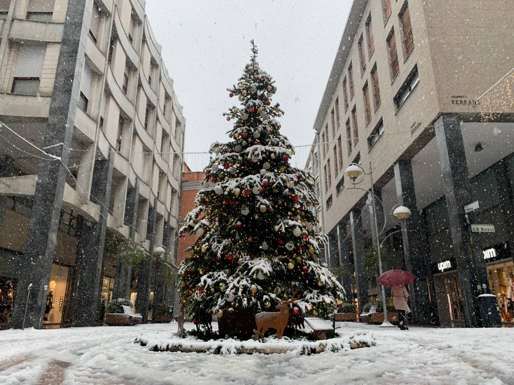Il fascino della neve a Busto Arsizio