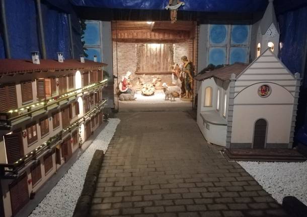 Il presepe del signor Giuseppe a Lentate