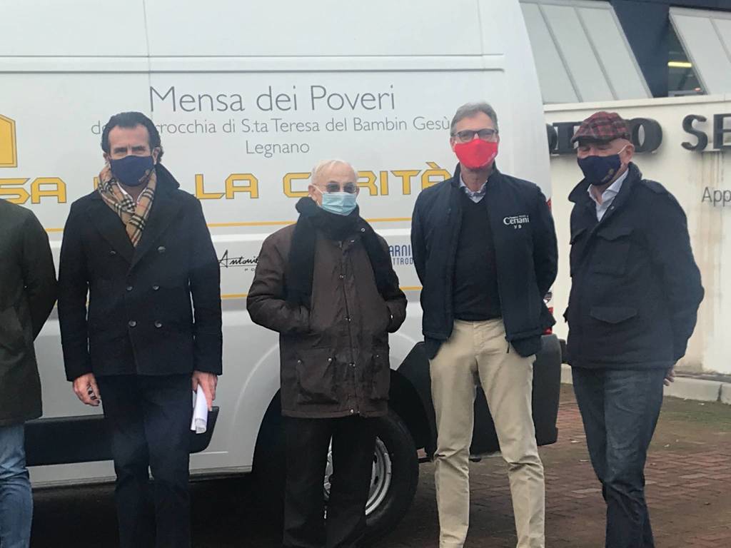 Il Rotary Parchi Alto Milanese dona un furgone alla Mensa dei Poveri