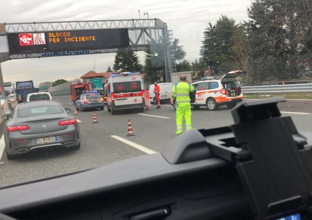 Incidente in Autolaghi: traffico bloccato alla barriera di Gallarate