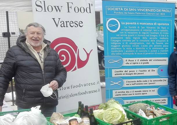 Induno Olona: il Mercato della Terra del Piambello in versione natalizia