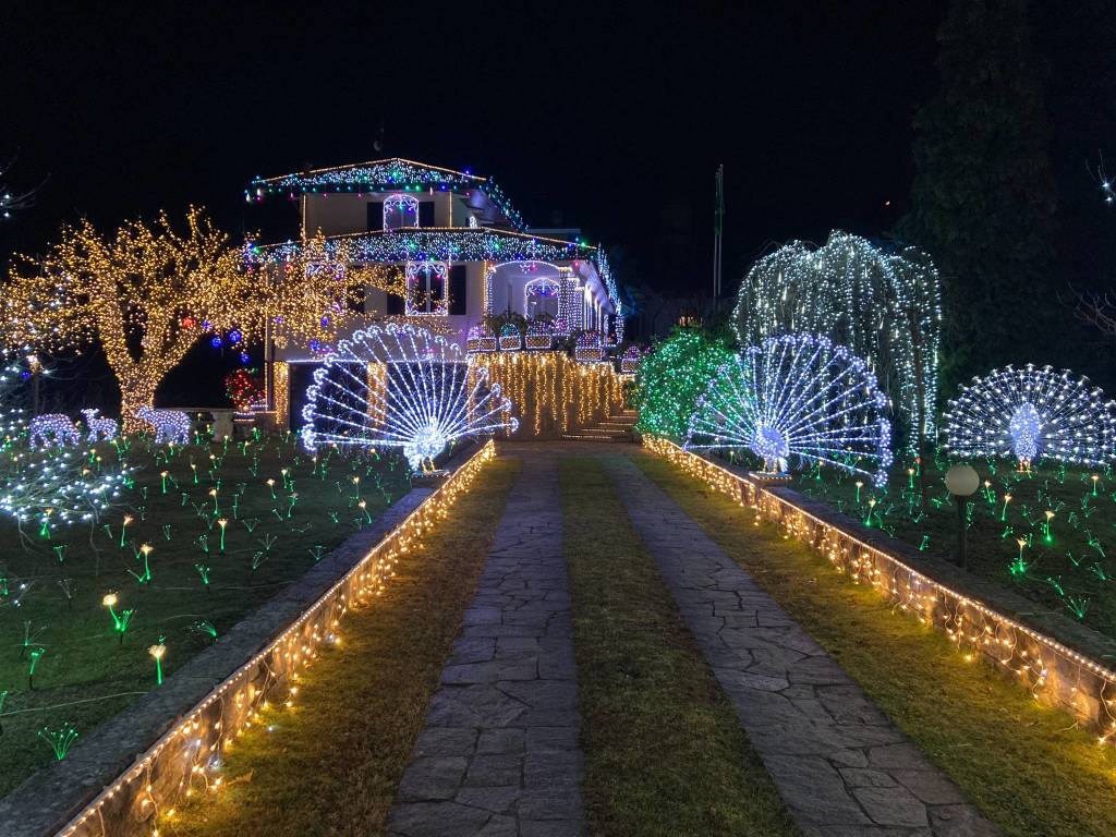 La casa illuminata del Signor Lino Betti a Leggiuno 