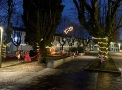 Luci e decorazioni di Natale a Mezzana e Lazzaretto