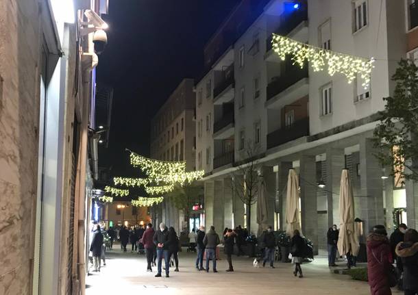 Luci natalizie a Legnano: una presenza modesta