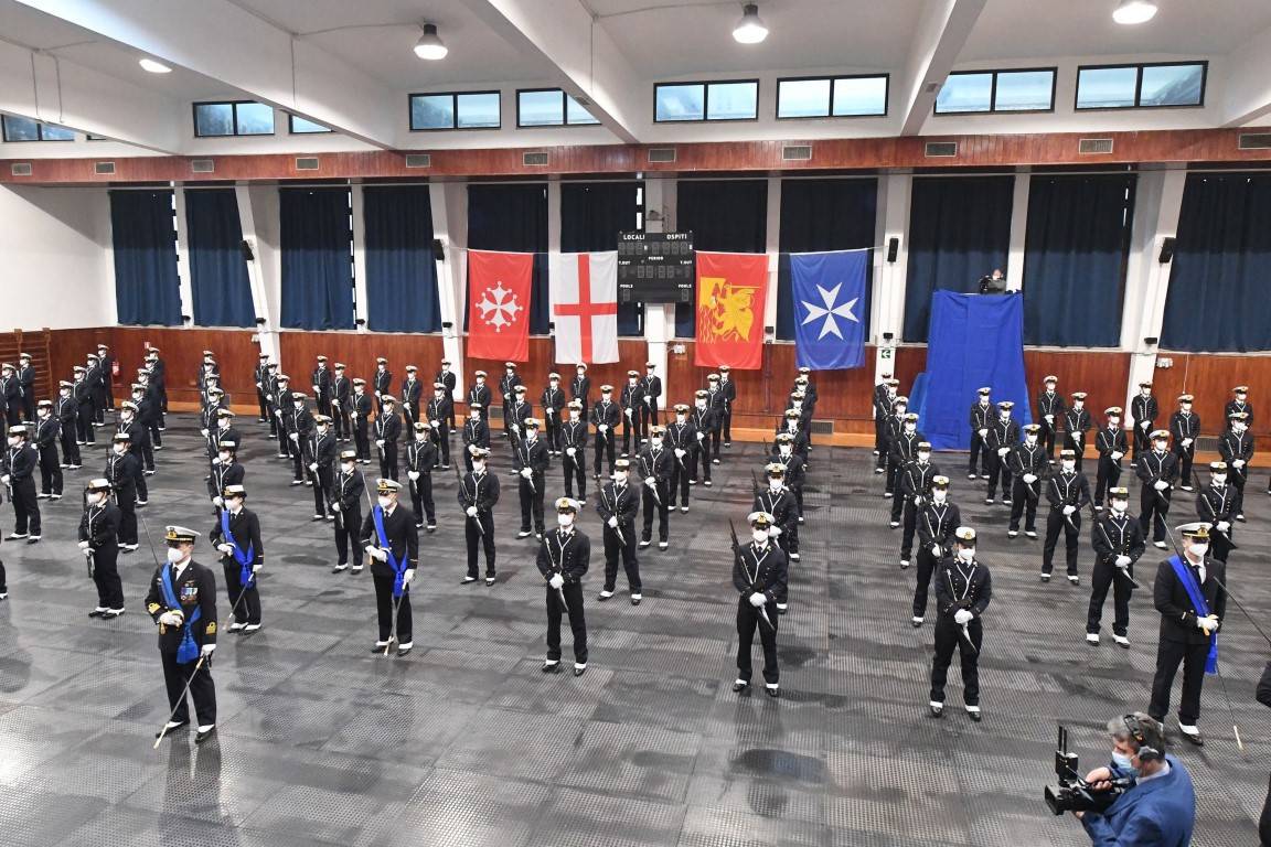 Martina Cezza ha giurato all'Accademia Navale