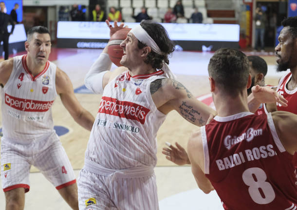 Openjobmetis Varese – Una Hotels Reggio Emilia 76-89