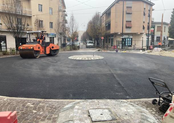 Proseguono i lavori in centro a Limbiate 