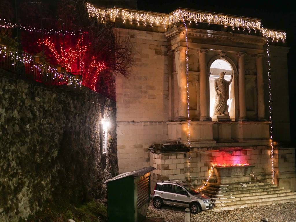 Sacro monte luci Natale 