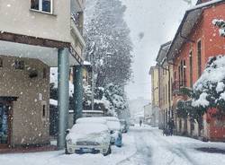 Saronno sotto la neve (foto di Emanuele Santagostino)