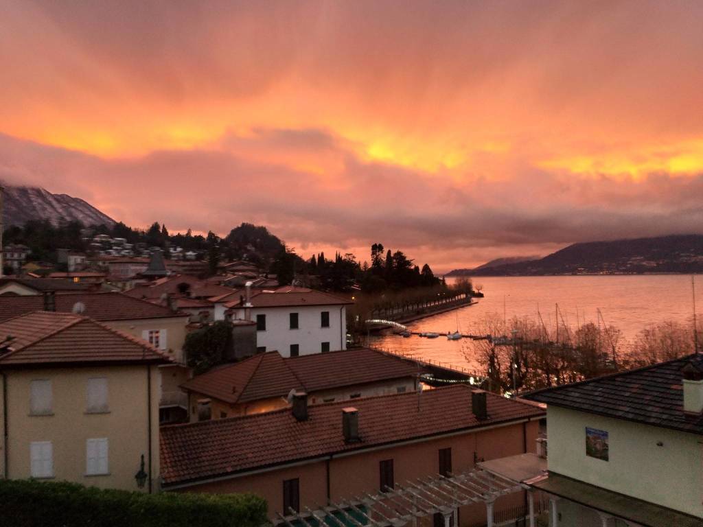 tramonto domenica 6 dicembre