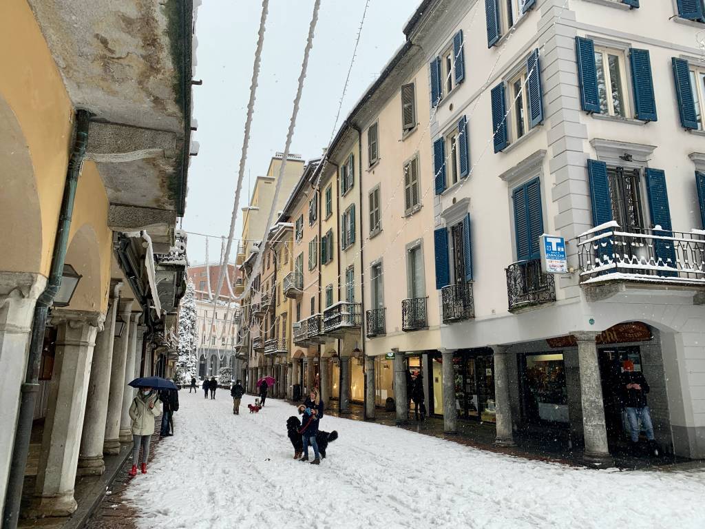 Varese sotto la neve: 28 dicembre 2020