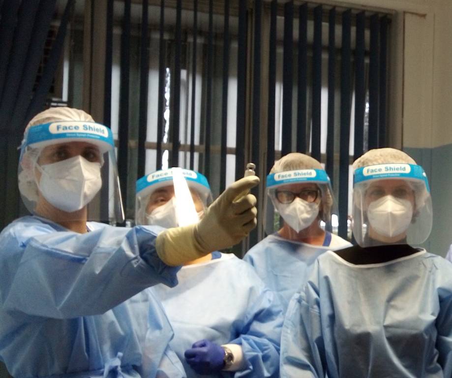 campagna vaccino vaccinale anti Covid-19 in ASST Valle Olona busto arsizio