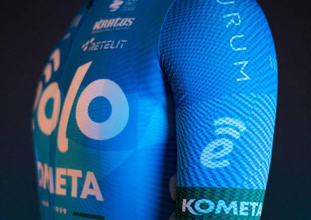 La nuova divisa di Eolo-Kometa Cycling Team