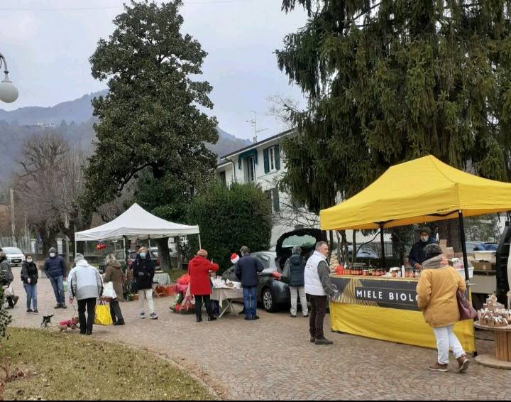 Il mercatino a chilometri zero di Cuveglio diventa grande