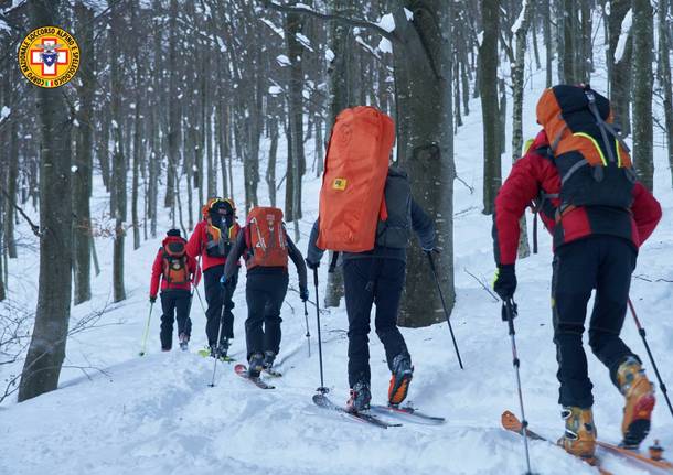 Esercitazione Cnsas sulla neve